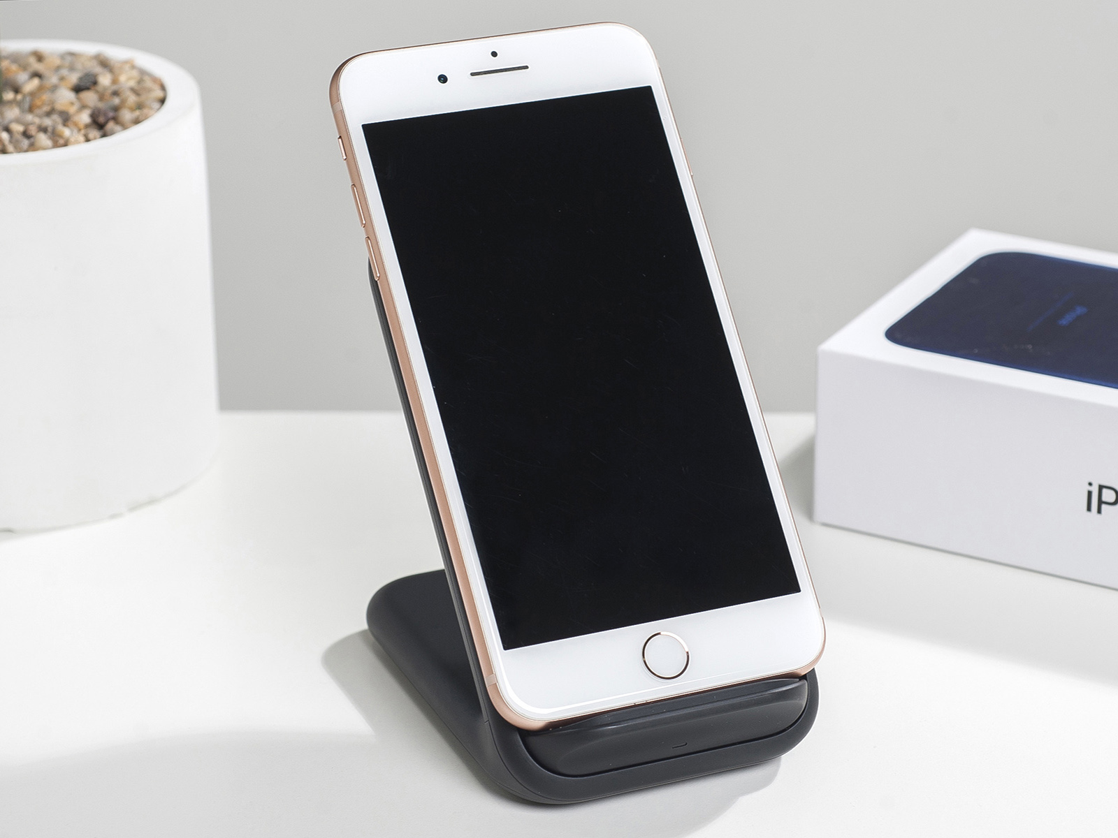 iPhone 8 Plus 64gb, Gold folosit